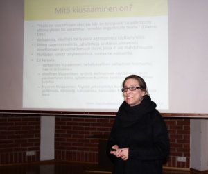 Opettaja, mediakasvattaja Maarit Jaakkolan seuraava mediakasvatusta käsittelevä luento kuullaan tiistaina 19. maaliskuuta Hakkarin koulun auditoriossa. Tilaisuus on kaikille avoin.