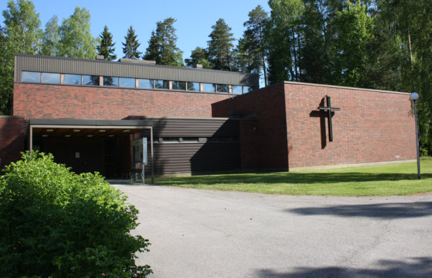 Lempäälän ev.-lut. seurakunnan kirkkoneuvosto päätti käynnistää Sääksjärven seurakuntakeskuksen tontin kaavoitustyön yhdessä Lempäälän kunnan kanssa.