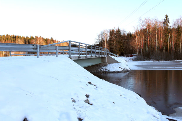 Ympäristöpalkinnon arvoinen Suonolan silta avattiin liikenteelle marraskuussa. Kuva: Erkki Koivsto