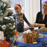 Kaksisataa joululahjaa Lempäälän lapsille