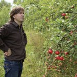 Terissaari Oy:n omenatarha on hehtaareissa Suomen suurin luomuhedelmätila – Johannes Vuorinen on investoinut jo reilusti yli puoli miljoonaa euroa mehustamoon, jossa tuotetaan myös siidereitä